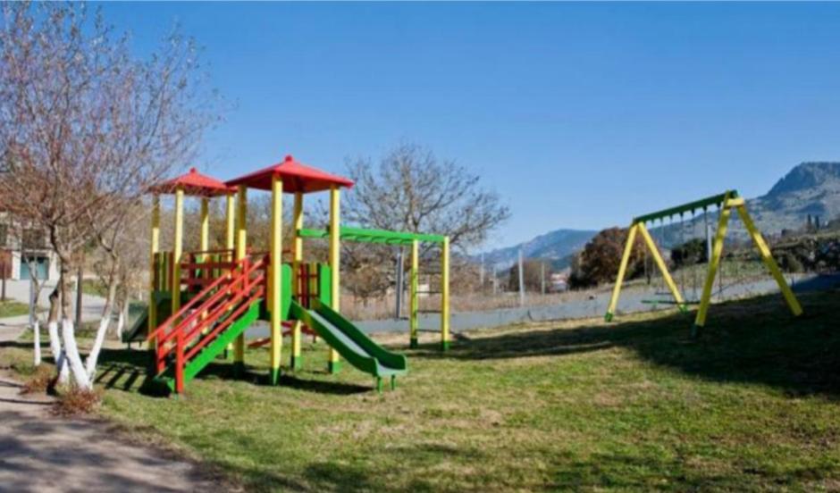 All Seasons Πέτρινες Παραδοσιακές Κατοικίες Kalávryta Eksteriør bilde